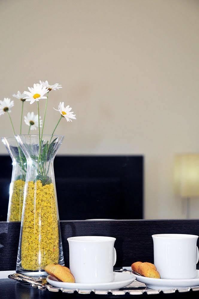 Aithra Apartments & Suites Gávrio Kültér fotó