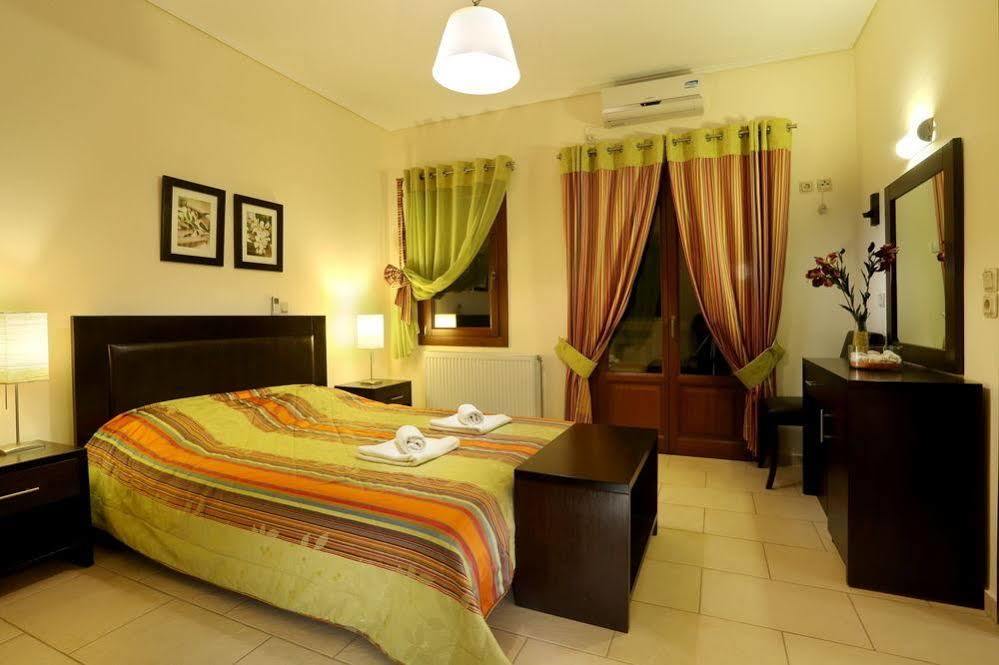 Aithra Apartments & Suites Gávrio Kültér fotó